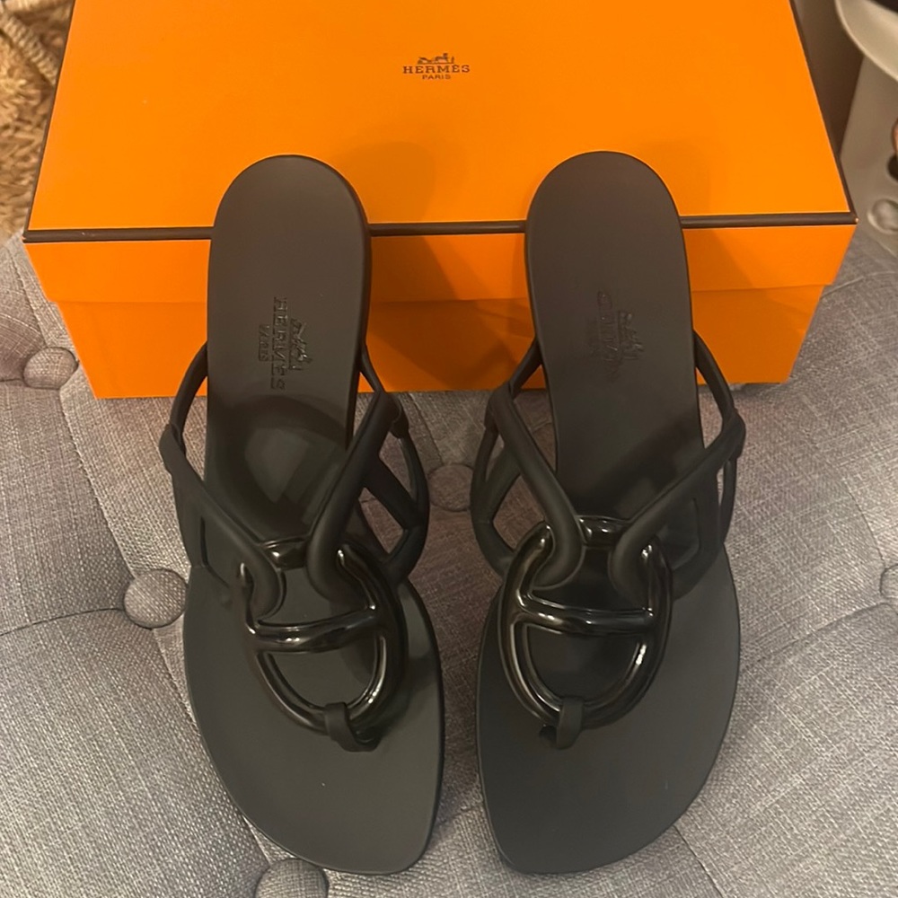 Hermes Egerie Sandal Black Size 36 / 6 Brand New / Unworn